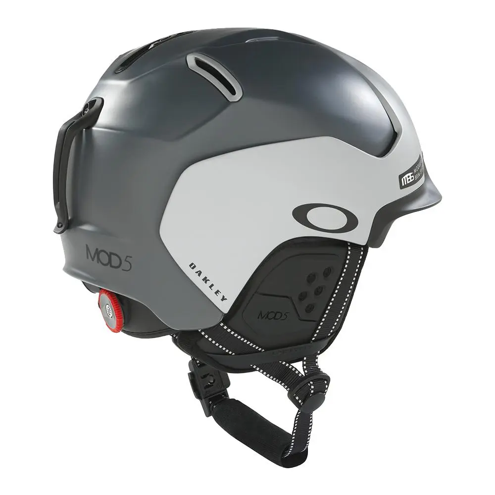 Oakley MOD5 2022 - Image 9